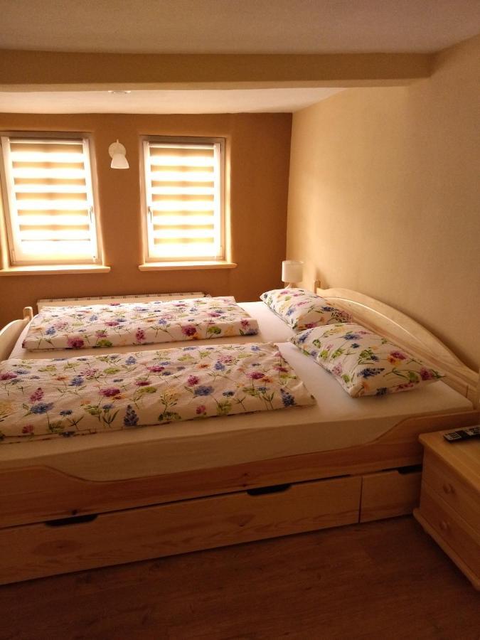 Schmal & Hoch - Willkommen Im Schmalsten Haus Von Bad Frankenhausen Exteriör bild