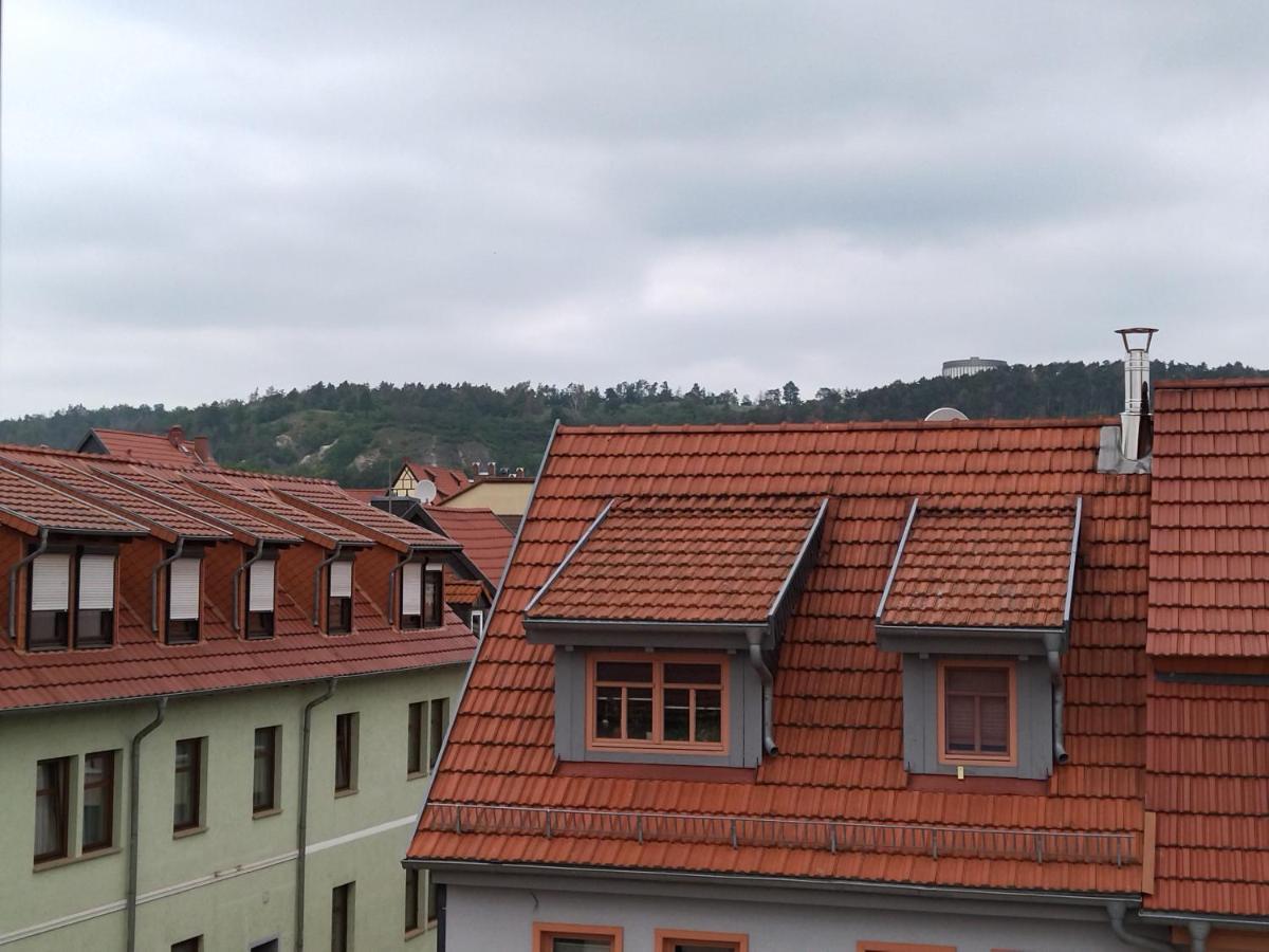 Schmal & Hoch - Willkommen Im Schmalsten Haus Von Bad Frankenhausen Exteriör bild