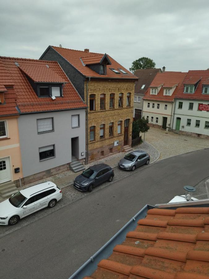 Schmal & Hoch - Willkommen Im Schmalsten Haus Von Bad Frankenhausen Exteriör bild