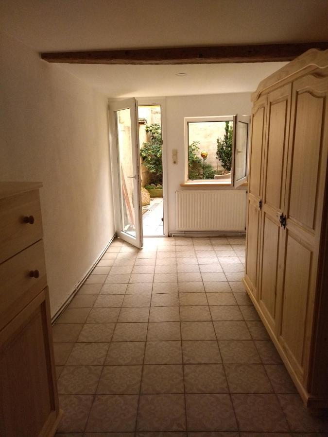 Schmal & Hoch - Willkommen Im Schmalsten Haus Von Bad Frankenhausen Exteriör bild