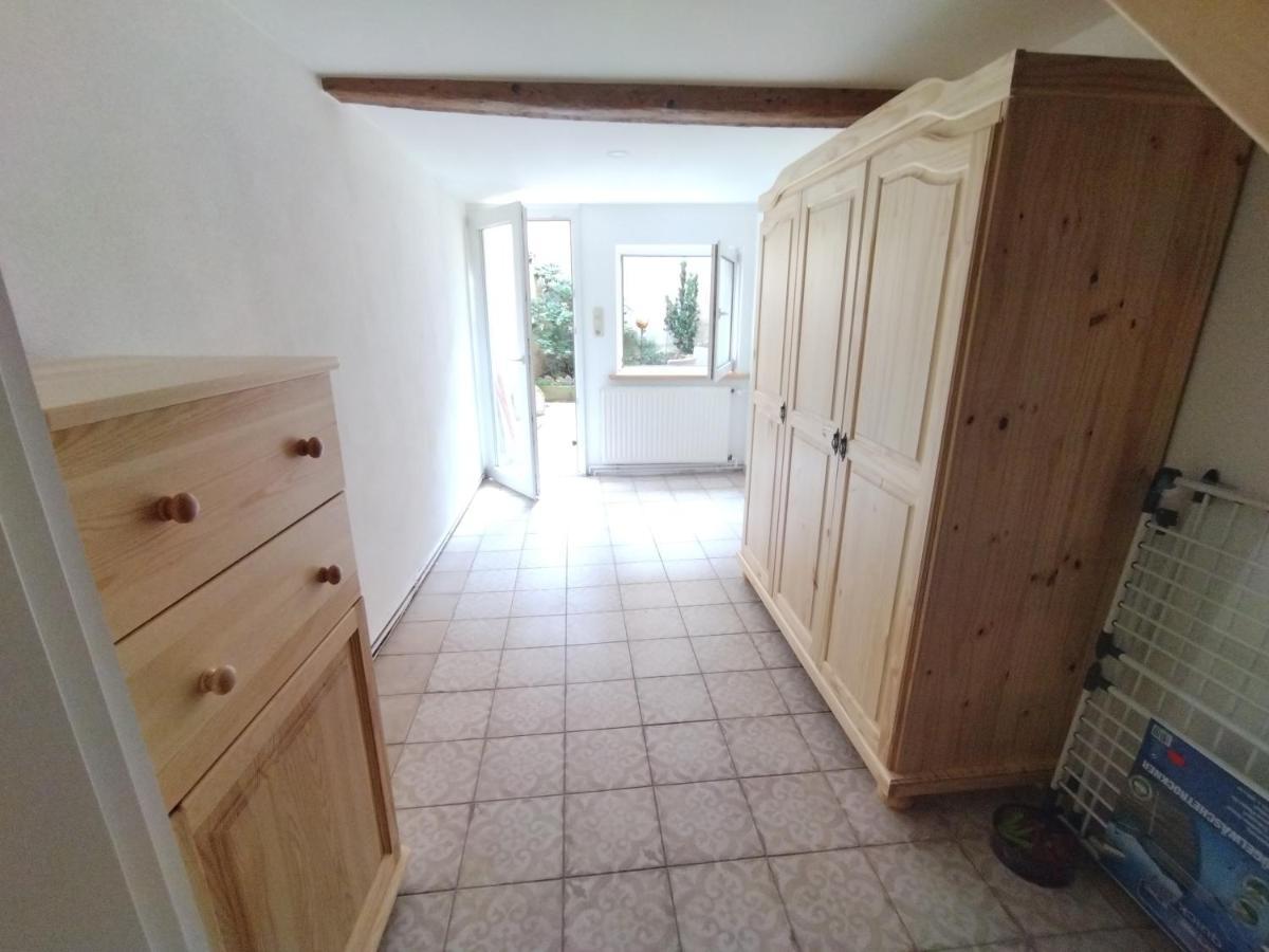 Schmal & Hoch - Willkommen Im Schmalsten Haus Von Bad Frankenhausen Exteriör bild